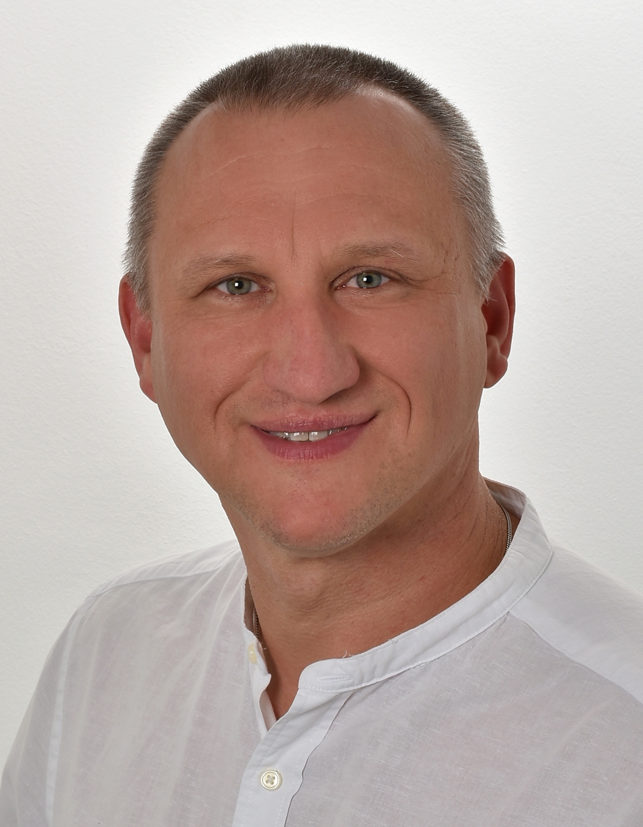Szcześniak, Paweł