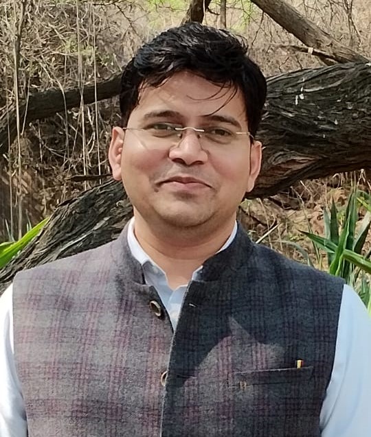 Khandelwal, Mukesh Kumar