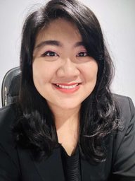 Dewi, Christine